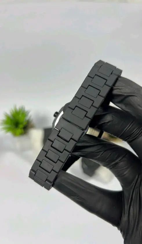 Black Aura Watch         ساعة بلاك أورا